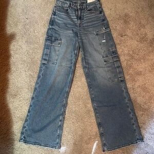 NWT American Eagle Curvy Cargo Wide Leg Jeans